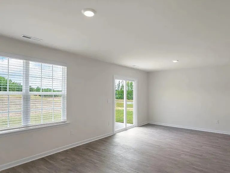 216 Olive Br — Photo 12