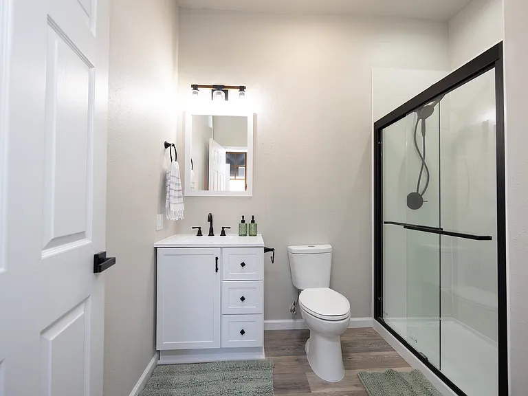 201 E Grand Ave #3 — Photo 13