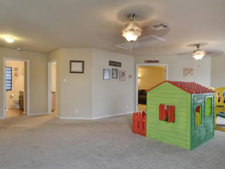 9123 Bowen Br — Photo 12