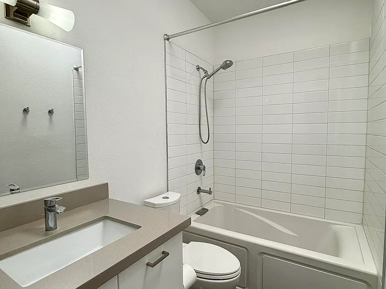 3702 E Paradise Dr — Photo 11