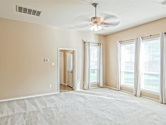 5th image of 18910 Shoreland Ct
