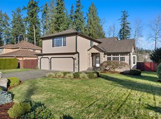 905 199th Ave E, Lake Tapps, WA 98391