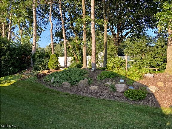 5th image of 6797 Waterford Ln