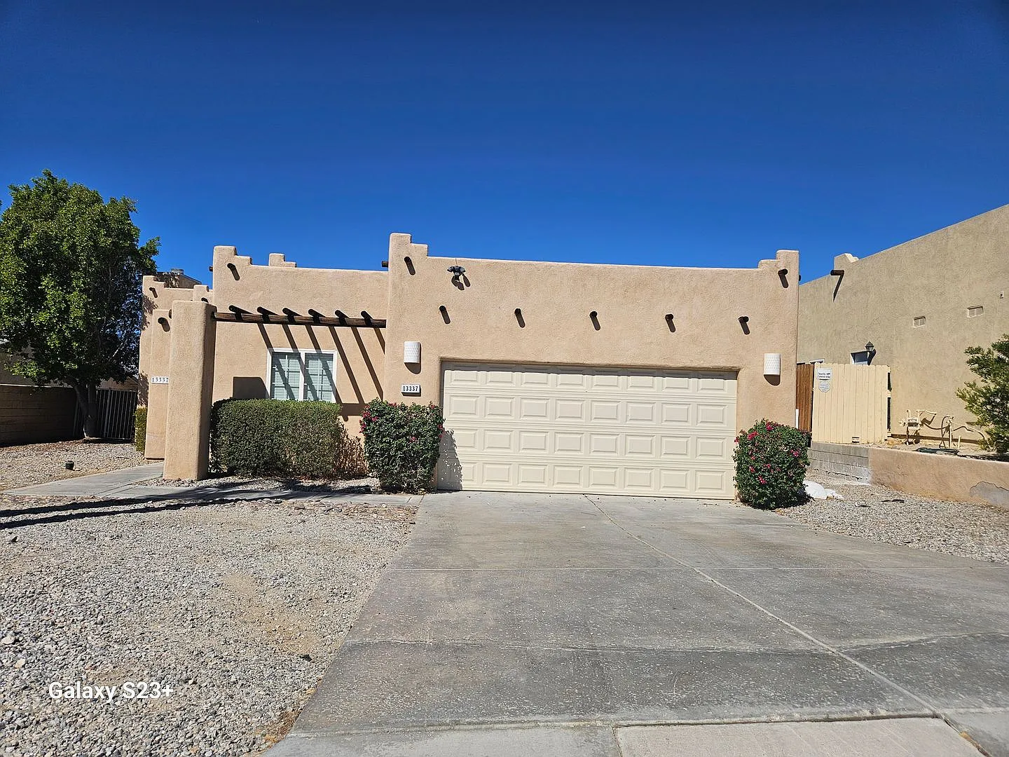 Completely Refurbished 4 Bed, 2.5 Bath — Photo 1