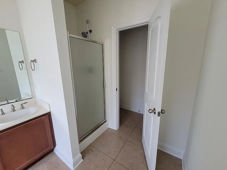 300 Spanish Moss Ln — Photo 17