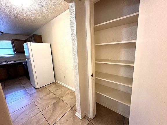 3rd image of 975 Woodrow St APT 21