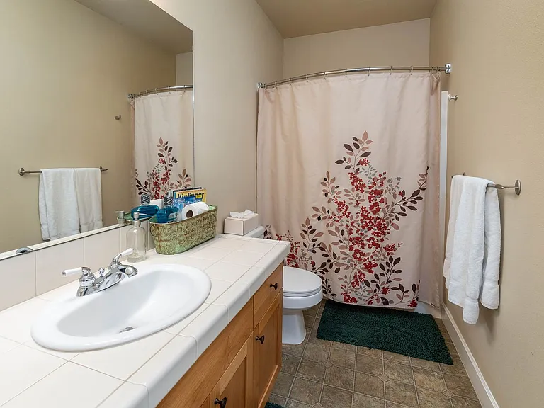 2158 SW 36th Ct — Photo 5