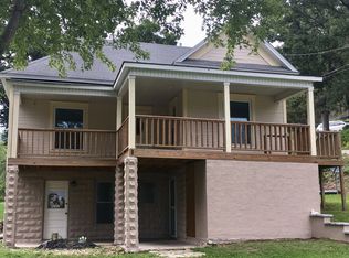 517 3rd St, Anderson, MO 64831