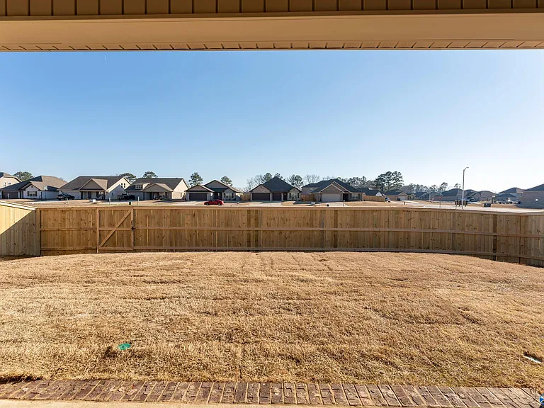 102 Waltrip Dr — Photo 28