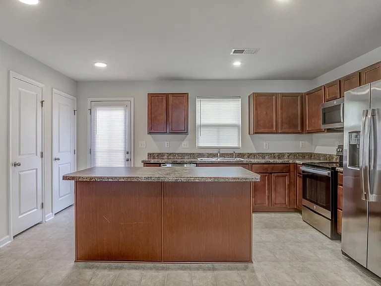 1026 Bent Willow Dr — Photo 12