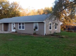 723 E 6th St, Tonganoxie, KS 66086