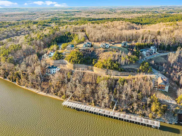 23 High Pointe Dr, Savannah, TN 38372