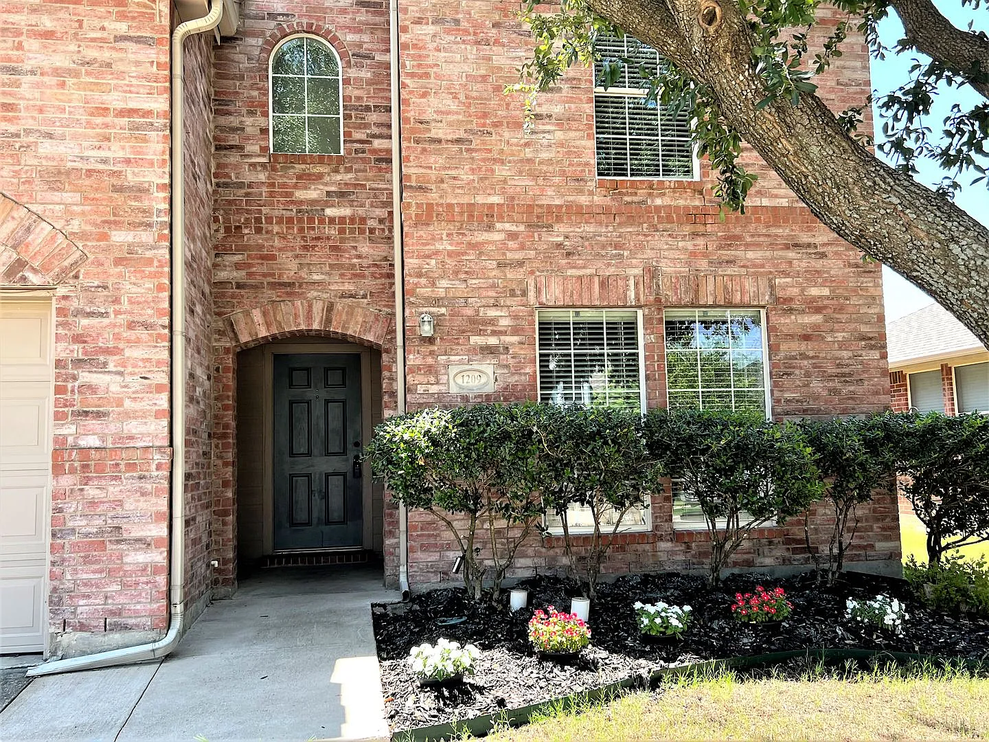 Beautiful 4 bedroom — Photo 2