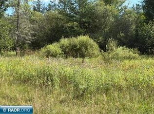 2712 Leaf Ln, Embarrass, MN 55732