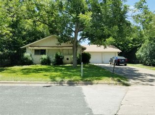 1913 Edgeware Dr, Austin, TX 78704