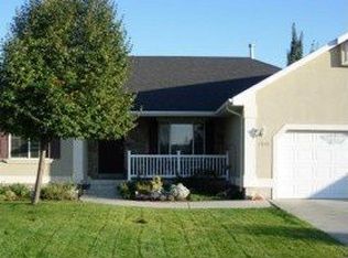 4513 W Honeycut Cir, Cedar Hills, UT 84062