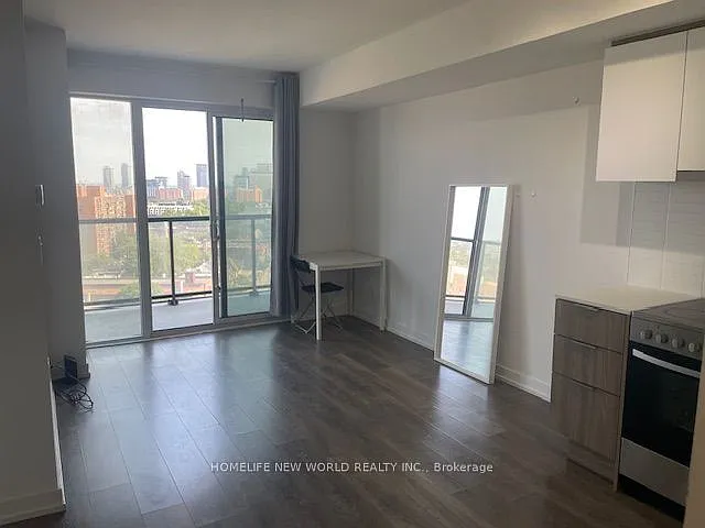 159 Wellesley St E #1105 — Photo 2