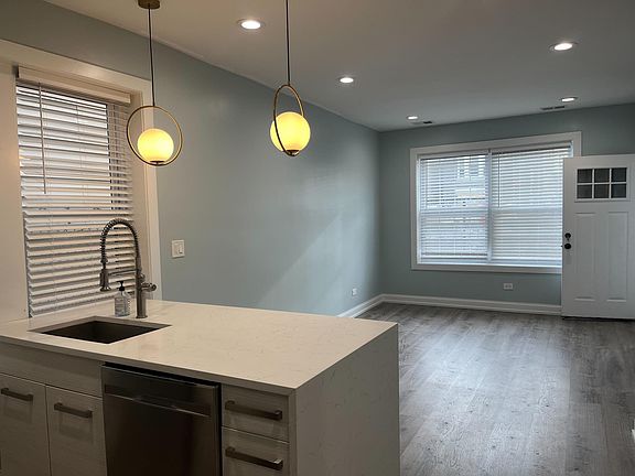 5th image of 3018 W Cullerton St #1