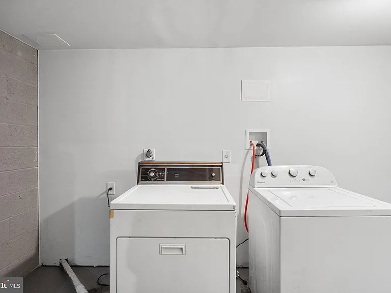 1326 N Stockton St — Photo 24