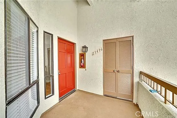 23496 Coso — Photo 3