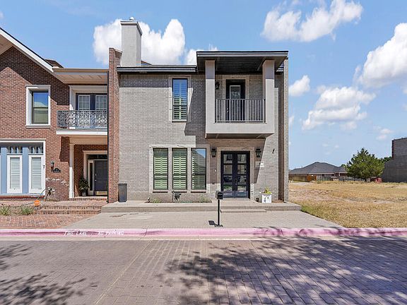2nd image of 4 Lafayette Pl