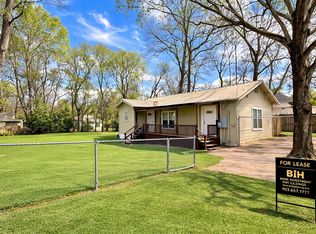 1202 Calloway St, Marshall, TX 75670