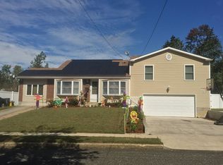 272 Madison Rd, Mantua, NJ 08051