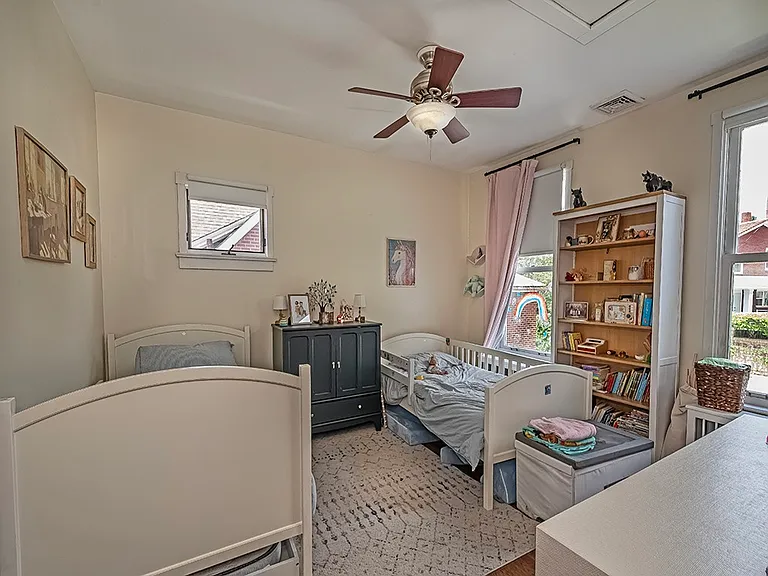 6051 Grafton St — Photo 20