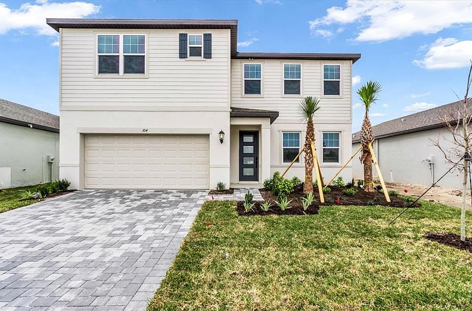 1st image of 104 SEAGRASS ISLE