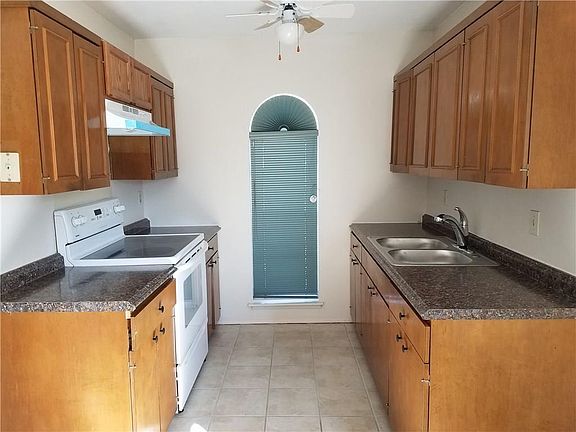 2nd image of 453 S Holiday Dr