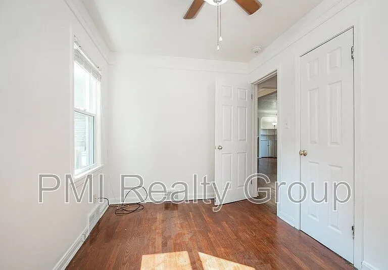 1547 Sherbrook Rd — Photo 14