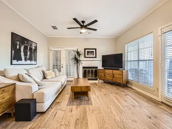 254 Jefferson Pkwy, Fort Worth, TX 76107