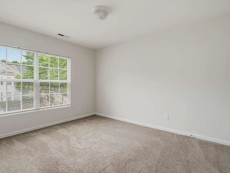 8515 Mount Valley Ln — Photo 22