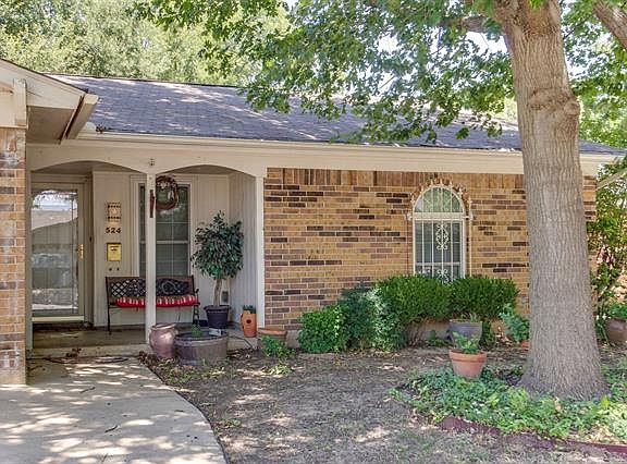 4th image of 524 Linda Dr