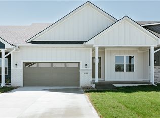 1401 E 28th St UNIT 102, Norwalk, IA 50211