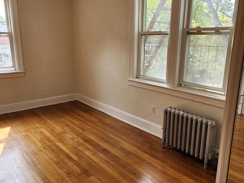 1st image of 4220 Ely Ave #2