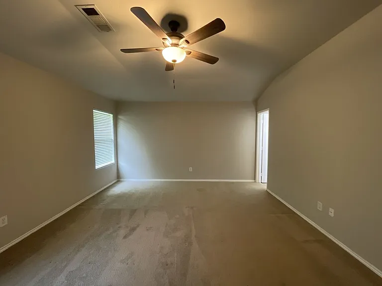 7404 Fossil Creek Dr — Photo 6