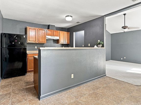 4th image of 2335 Bethurum Ave