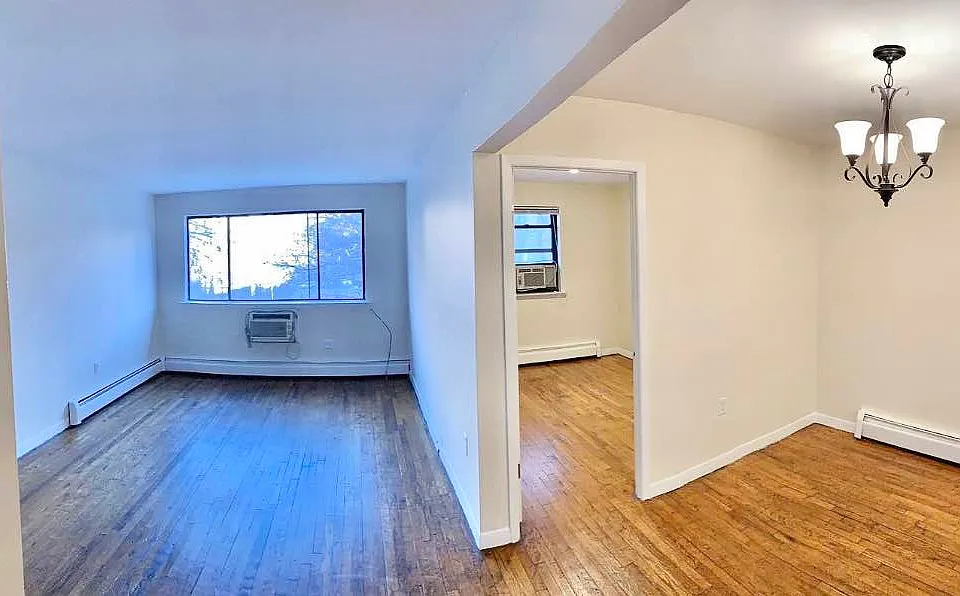 41-22 40th St #3