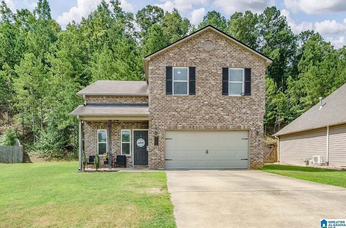 3 bed, 2.5 bath, 1822 sqft, $1,900 — Photo 1