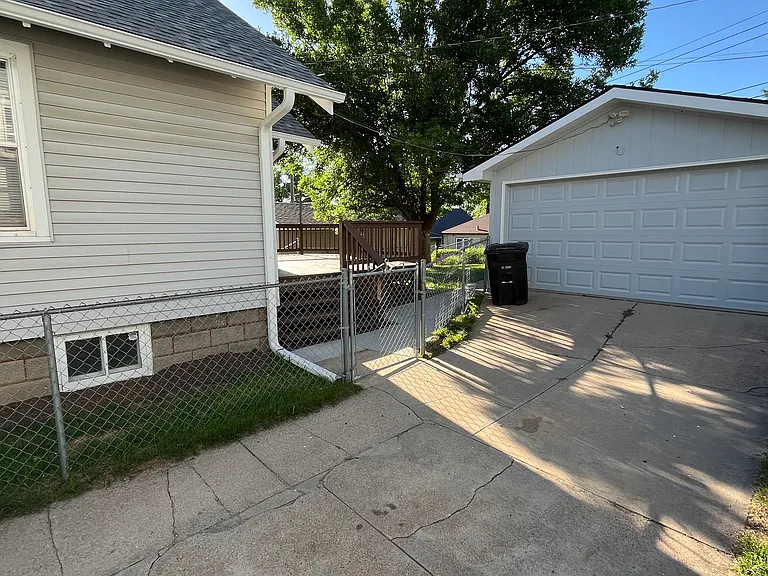 4420 Mayberry St — Photo 2