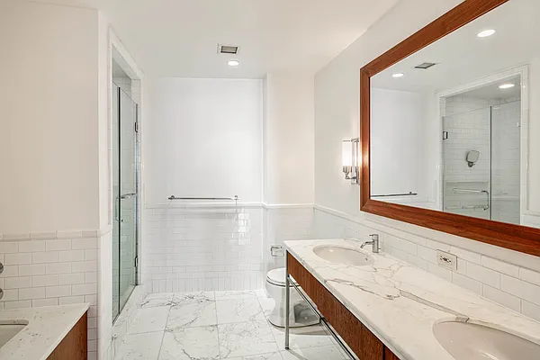 Rented by Compass | media 7