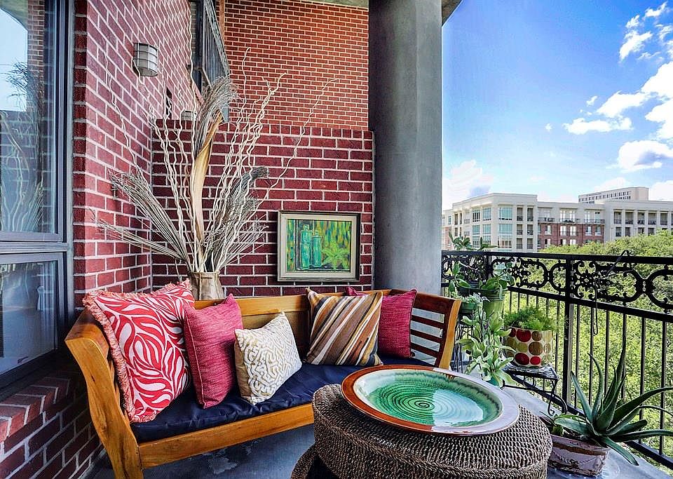 1st image of 3030 Post Oak Blvd Unit 607
