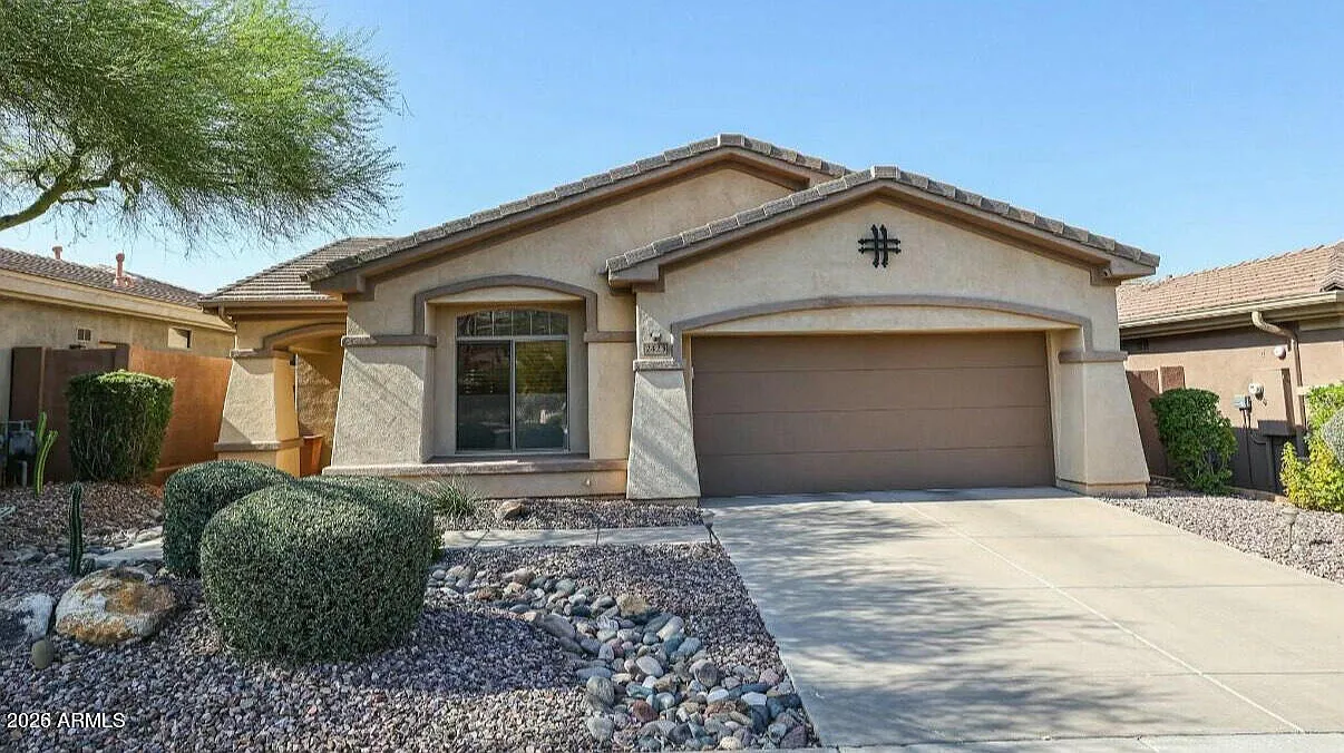 2 bed, 2.0 bath, 1344 sqft, $3,390 — Photo 2