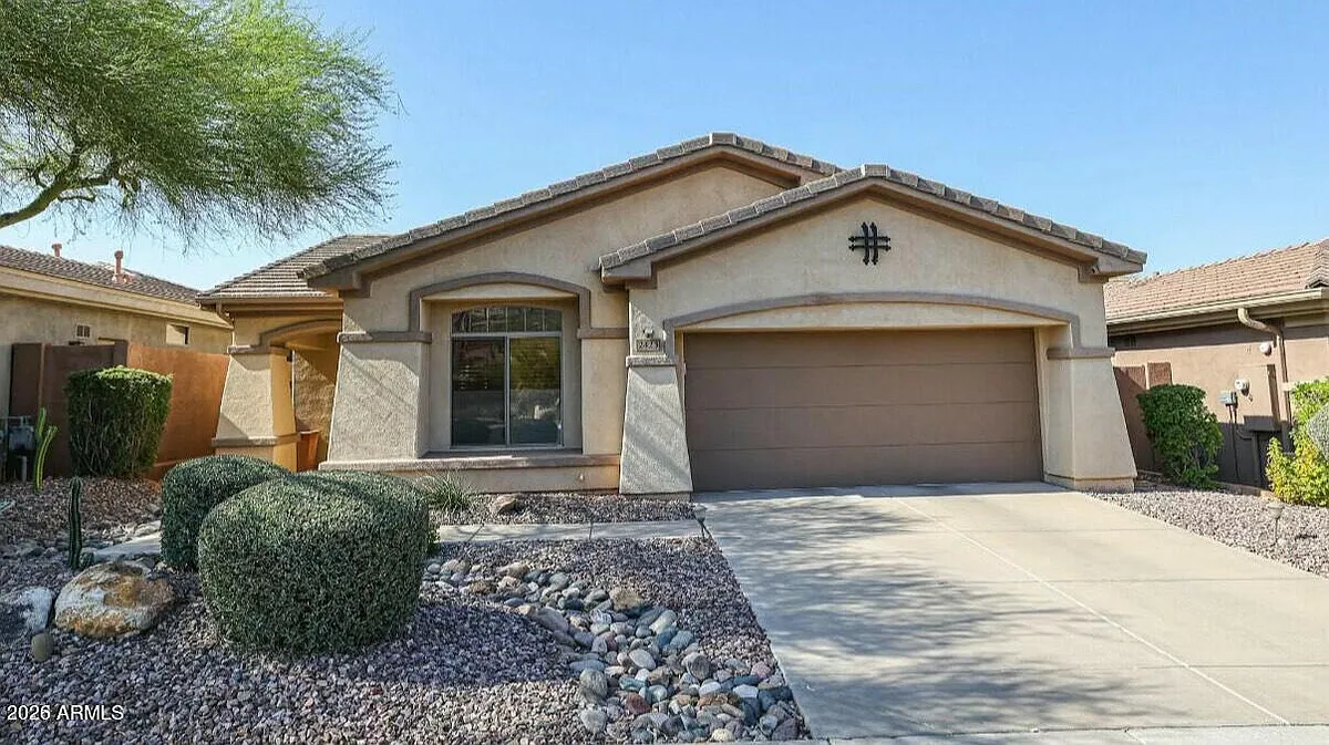 Photo 2 of 13 - 2423 W Shadow Glen Ct - Anthem, AZ Building Photo - 2423 W Shadow Glen Ct