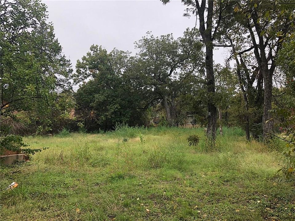 1st image of 4923 Gaston Ave