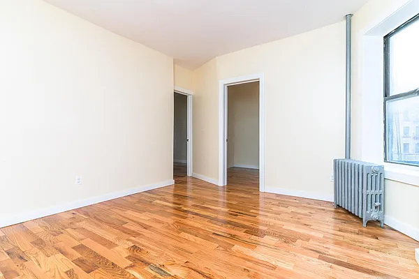 Rented by MySpaceNYC | media 13