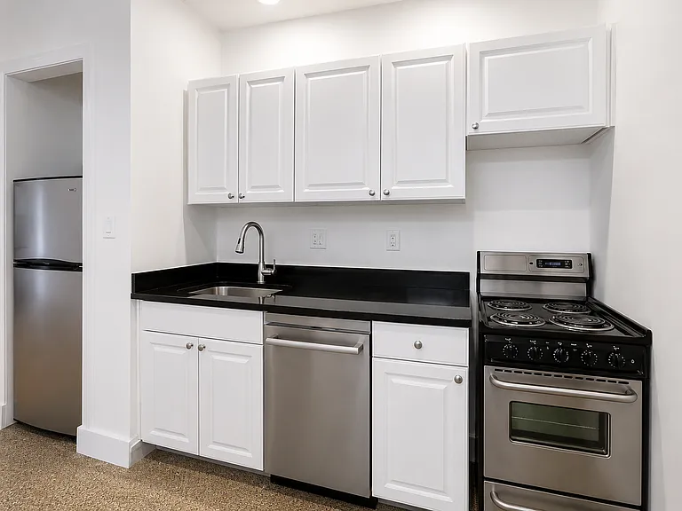 207 E 37th St #3B — Photo 4