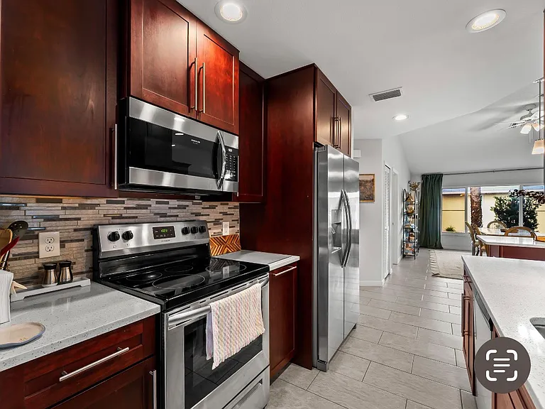 1535 Ultramarine Ln — Photo 8