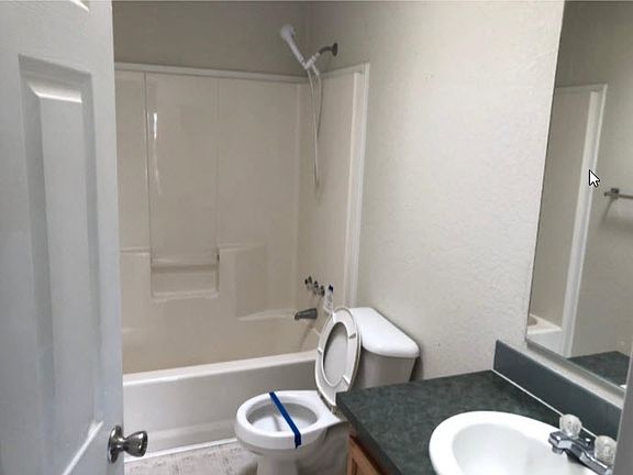2nd image of 80 Verdi St